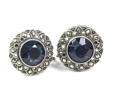 Lot 140 - COLLECTION OF EARRINGS