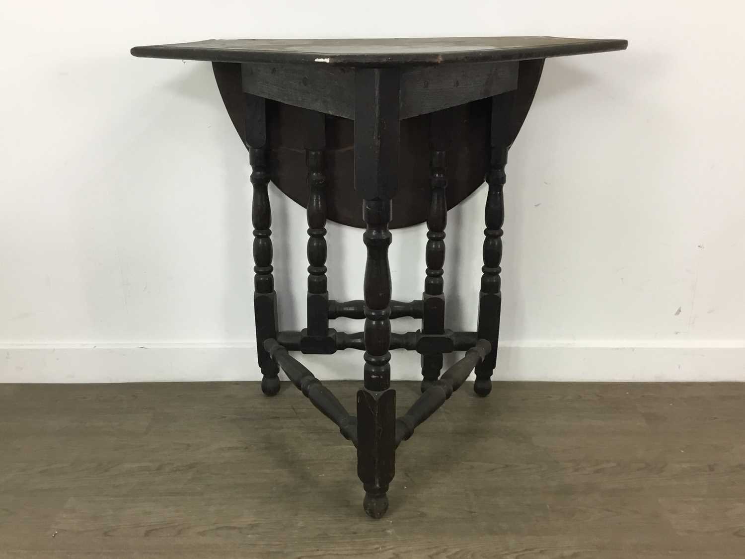 Lot 188 - OAK DROP LEAF CORNER TABLE