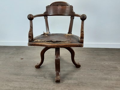 Lot 246 - EDWARDIAN OAK SWIVEL OFFICE CHAIR