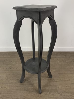 Lot 155 - MODERN PLANT STAND