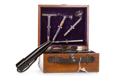 Lot 991 - WATSONS & SONS (ELECTRO MEDICAL) LTD., 'THE SUNIC' VIOLET RAY APPARATUS