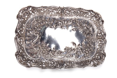 Lot 1166 - EDWARDIAN SILVER DRESSING TABLE TRAY