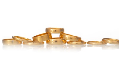Lot 516 - COLLECTION OF GOLD WEDDING BANDS