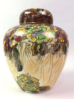 Lot 228 - ROYAL WINTON, LUSTRE GINGER JAR