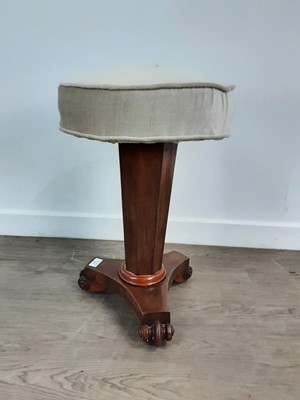 Lot 218 - MAHOGANY CIRCULAR PIANO STOOL