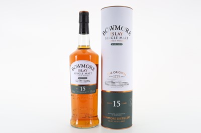 Lot 167 - BOWMORE 15 YEAR OLD MARINER 1L