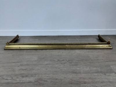 Lot 432 - BRASS FIRE FENDER