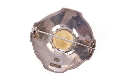 Lot 1050 - RARE AND IMPRESSIVE: SEAN CONNERY 1970 TROON PRO-AM GOLF TOURNAMENT SILVER BROOCH