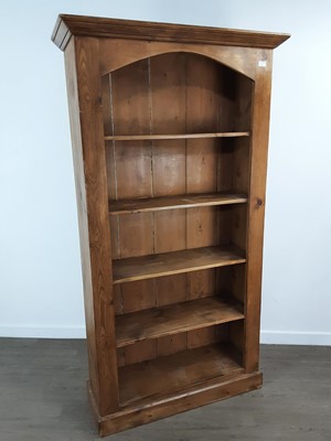 Lot 461 - PINE OPEN BOOKCASE