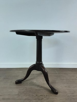 Lot 476 - GEORGE III OAK TEA TABLE