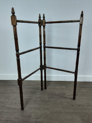 Lot 479 - VICTORIAN TOWEL RAIL