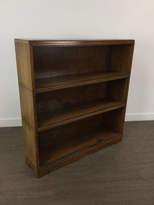 Lot 545 - MINTY STYLE MAHOGANY SECTIONAL BOOKCASE