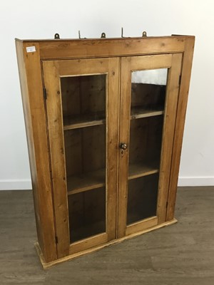 Lot 573 - OAK HANGING CUPBOARD