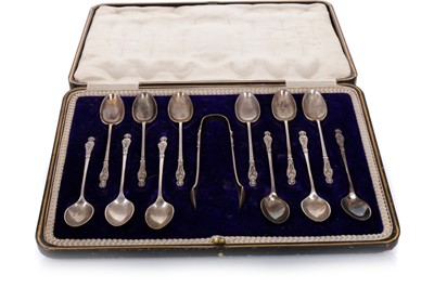 Lot 847 - SET OF TWELVE GEORGE V COFFEE SPOONS AND TONGS