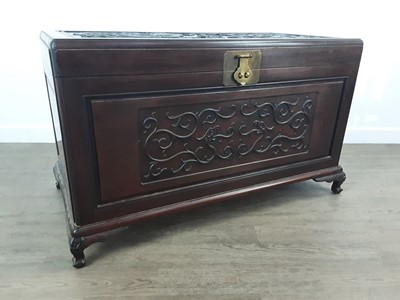 Lot 604 - CHINESE BLANKET CHEST