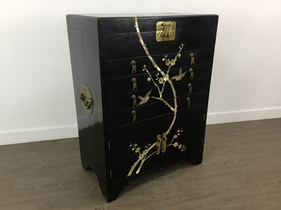 Lot 624 - CHINESE LACQUERED CHEST