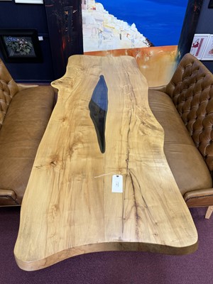 Lot 539 - MODERN DESIGN SCOTTISH SYCAMORE DINING TABLE