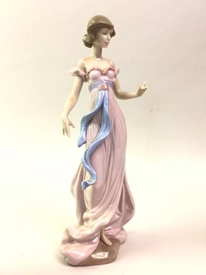 Lot 680 - THREE LLADRO FIGURES