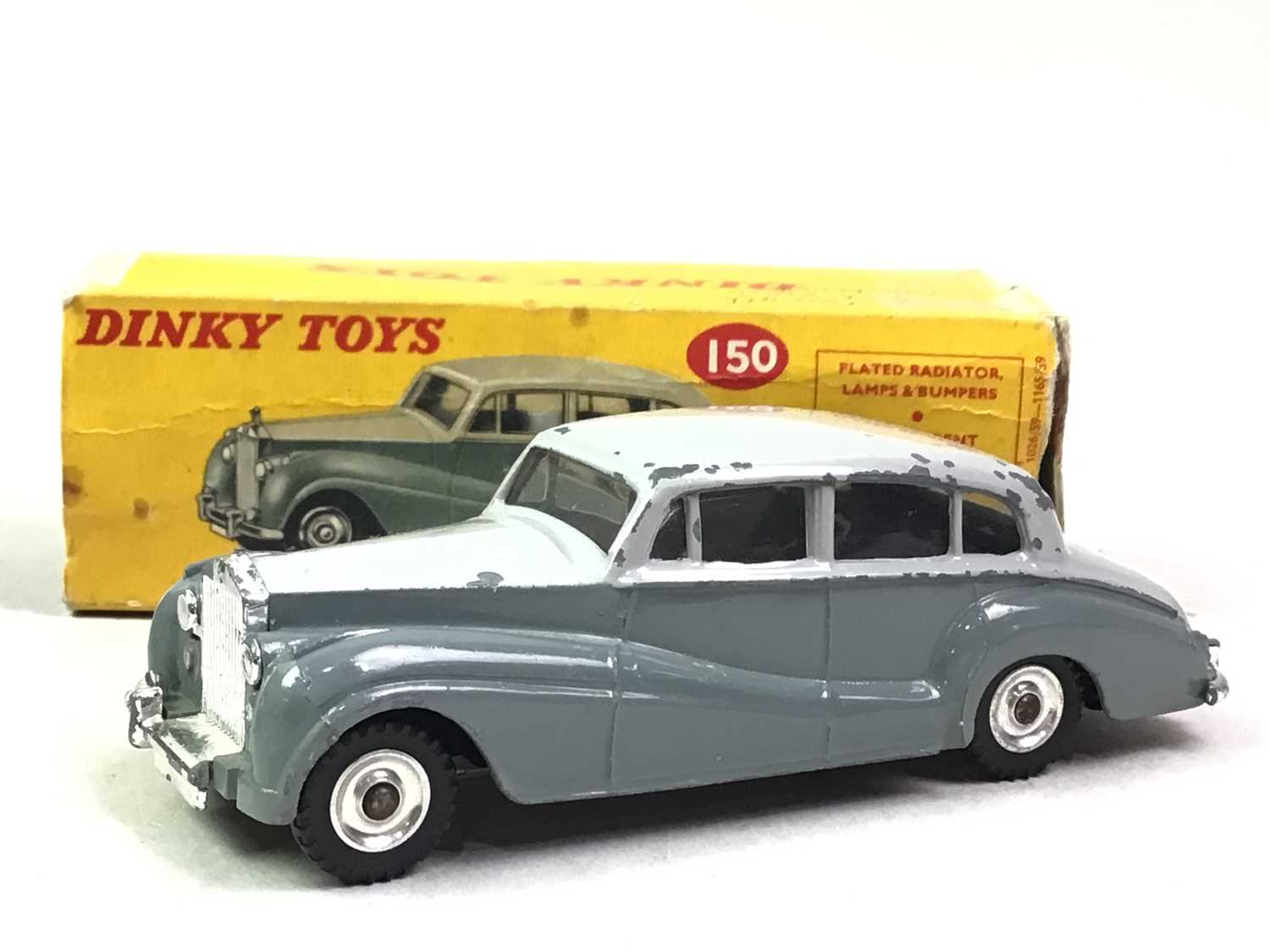 Lot 393 - GROUP OF DIECAST MODEL VEHICLES