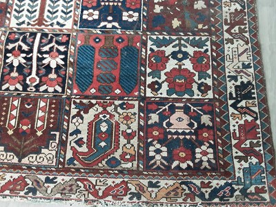 Lot 745 - BAKHTIARI RUG