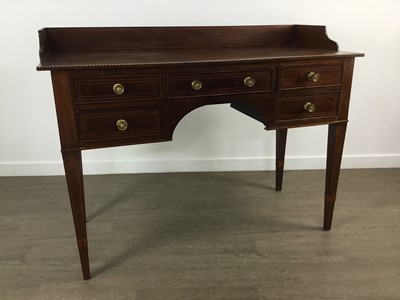 Lot 792 - MAHOGANY SIDEBOARD OF SHERATON DESIGN