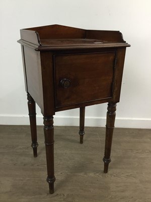 Lot 1402 - VICTORIAN MAHOGANY POT CUPBOARD