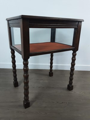 Lot 1432 - OAK BIJOUTERIE TABLE