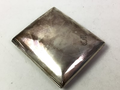 Lot 372 - EDWARD VII SILVER CIGARETTE CASE