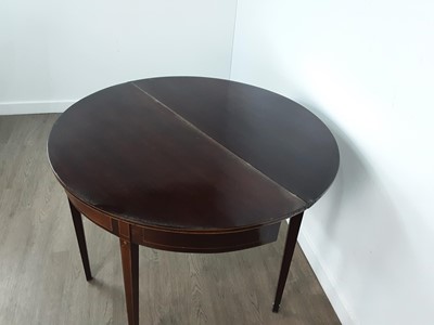 Lot 119 - REGENCY MAHOGANY FOLD OVER TEA TABLE