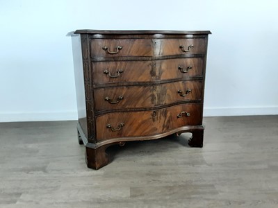 Lot 123 - REPRODUCTION MAHOGANY SERPENTINE CHEST OF DRAWERS