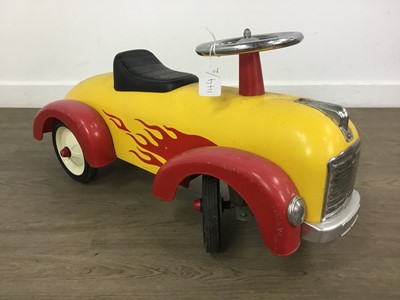 Lot 144 - VINTAGE CHILD'S RIDE ON TOY CAR