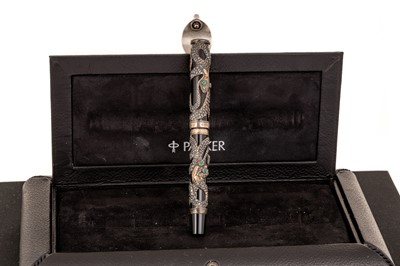 Lot 1043 - PARKER, 'SNAKE' FOUNTAIN PEN