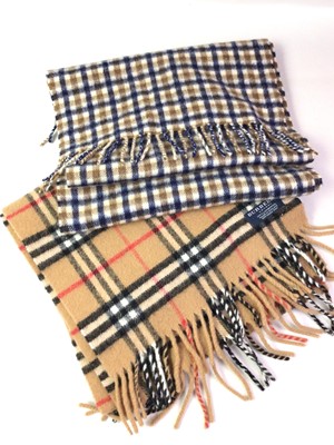 Lot 239 - BURBERRY SCARF