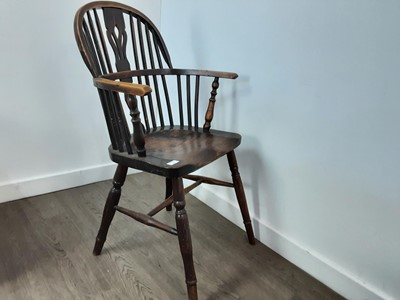 Lot 264 - ELM AND YEW WINDSOR CHAIR