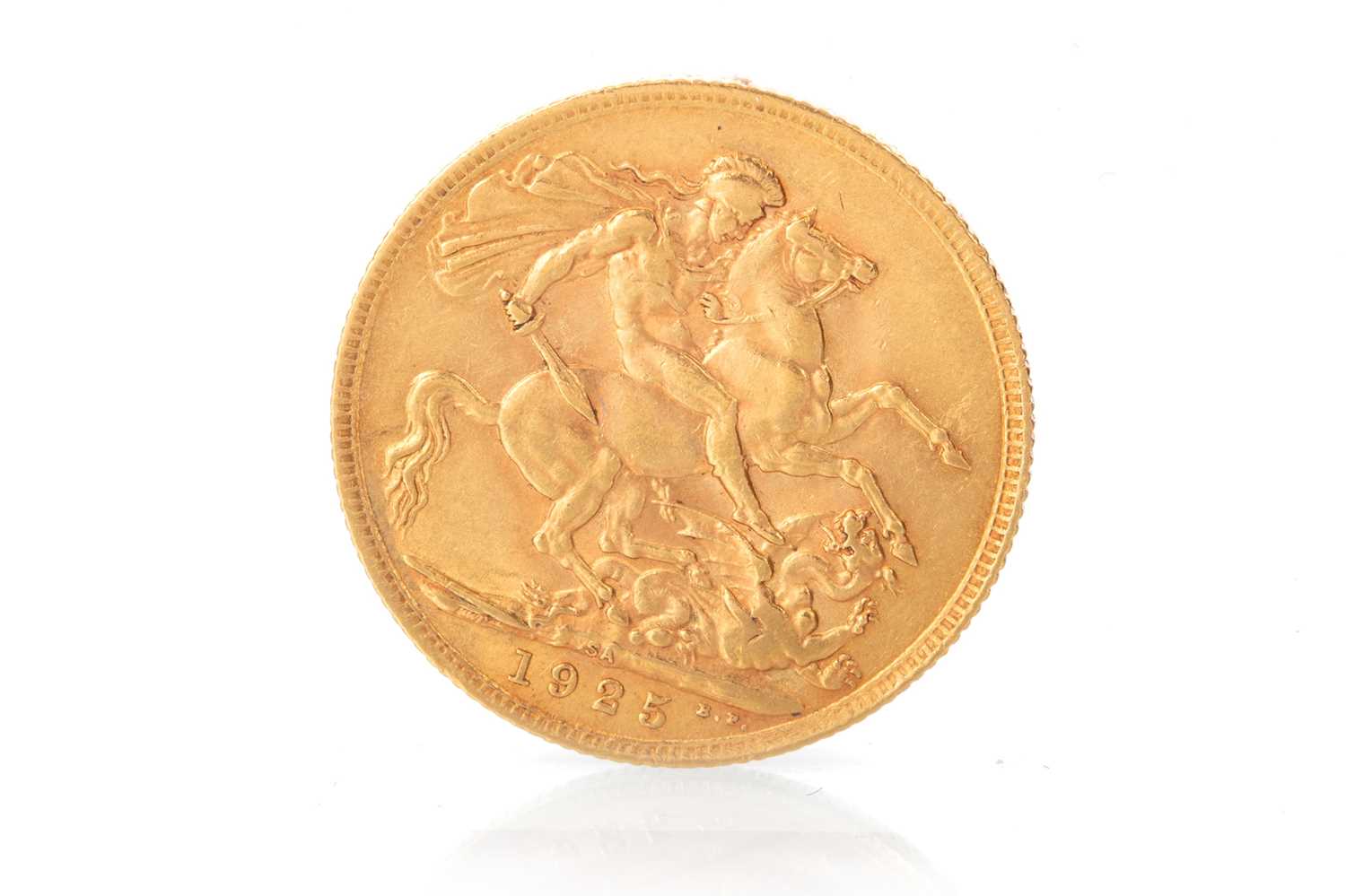 Lot 50 - GEORGE V GOLD SOVEREIGN