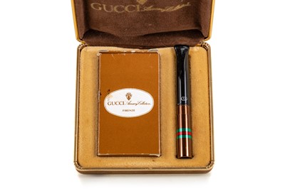 Lot 1056 - GUCCI ACCESSORY COLLECTION 'FIRENZE' CIGARETTE HOLDER