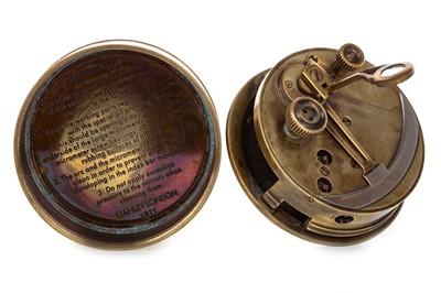 Lot 1014 - BRASS POCKET SEXTANT