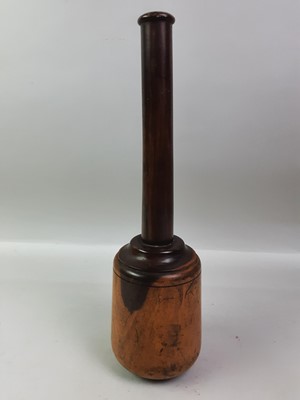 Lot 421 - LARGE LIGNUM VITAE MALLET