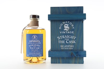 Lot 308 - LAPHROAIG 1992 11 YEAR OLD SIGNATORY STRAIGHT FROM THE CASK 50CL