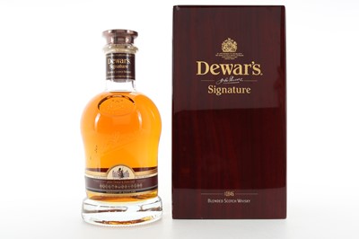 Lot 372 - DEWAR'S SIGNATURE