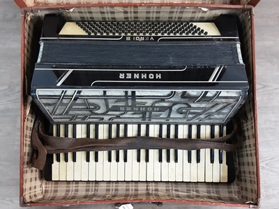Lot 388 - HOHNER VERDI III ACCORDION