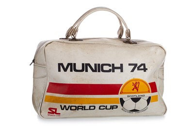 Lot 1755 - SCOTLAND, MUNICH 74 WORLD CUP HOLDALL