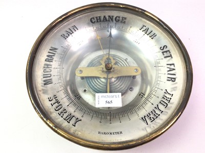 Lot 565 - SHIP'S STYLE ANEROID CIRCULAR BAROMETER