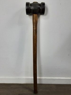 Lot 55 - VICTORIAN MAUL
