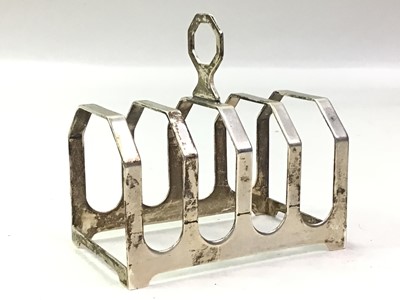 Lot 530 - SILVER TOAST RACK