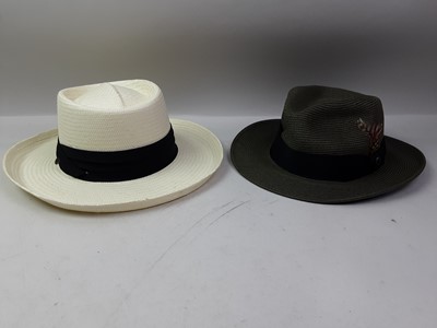 Lot 537 - COLLECTION OF HATS