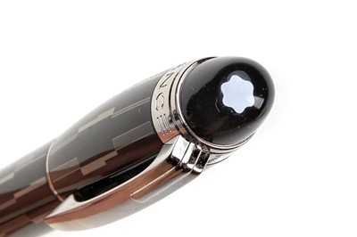 Lot 1060 - MONT BLANC SKYWALKER TWO PEN SET