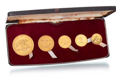 Lot 95 - FIRST GOLD COINAGE OF THE REPUBLIC OF CONGO FIVE COIN SET