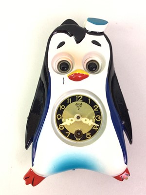 Lot 611 - MI-KEN PETTY ANIMAL PENGUIN CLOCK