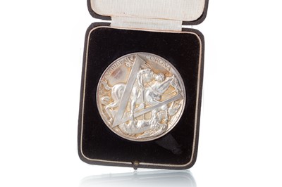 Lot 113 - THE GREAT FIRE OF LONDON SILVER MEDALLION DUO